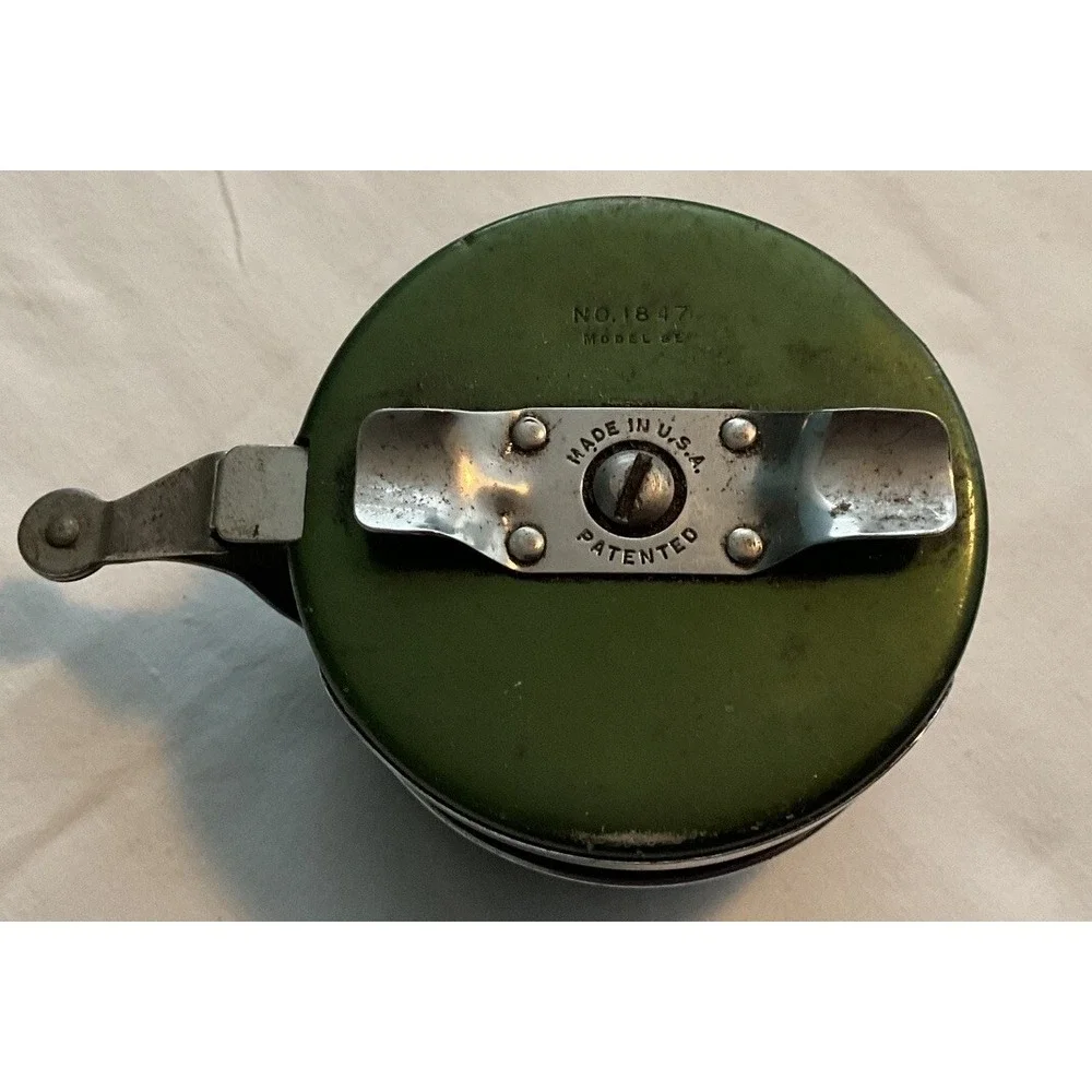 Vintage Shakespeare Silent Tru-Art Automatic Fishing Reel #1847 Made USA